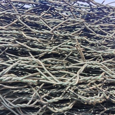 Maillage de fil de gabion renforcé de 80x100 mm avec type de tissage tordu inverse