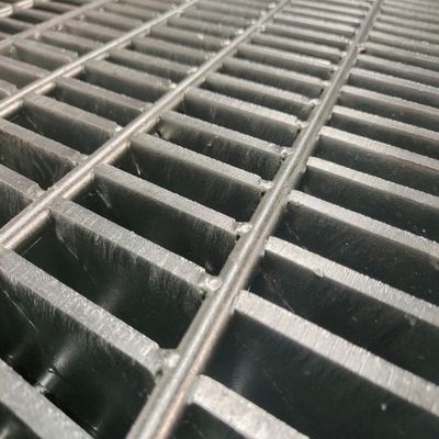 45 mm Barre rectangulaire de grille d'acier lourd avec anti-dérapant