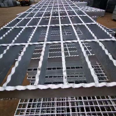 Grille d'acier industriel disponible pour les différents besoins des clients