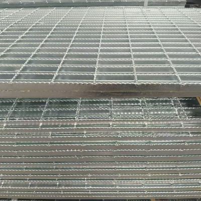 Grille en acier industriel polyvalent pour des structures fortes et stables