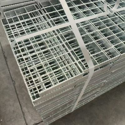 YB/T4001-2007 Réglage métallique dentelé plat à charge lourde avec trémie de barre de roulement de 40 mm