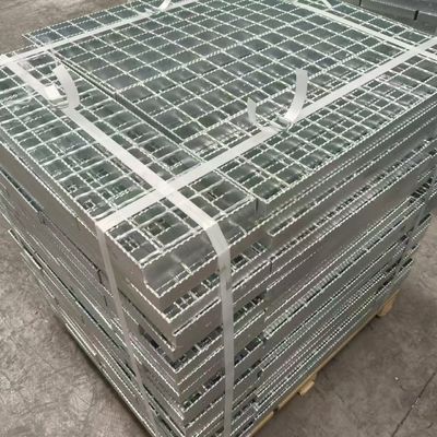 Des grilles en acier à barres I: option légère, économique et pratique