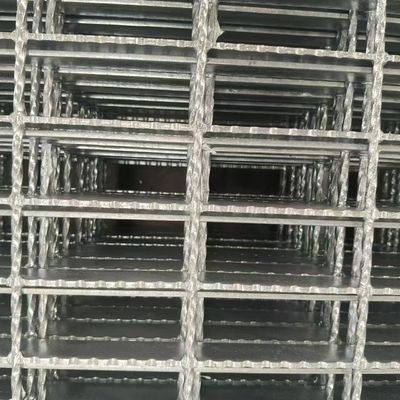 Des grilles en acier résistantes à l'usure: prolonger la durée de vie de votre plancher