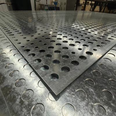 Maillage en acier inoxydable durable Excellente élasticité Résistance chimique Surface polie