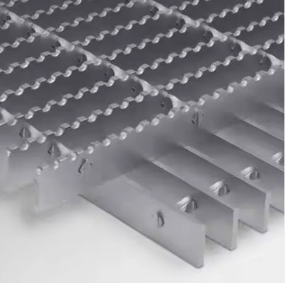 Grille industrielle galvanisée lisse pour revêtement de sol stable