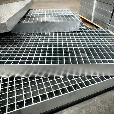 Grille d'acier galvanisé à chaud moderne avec soudage sous pression par machine et 30 mm d'envergure de la barre de roulement