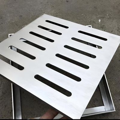 Surface lumineuse moderne 40 mm Hauteur Barre en aluminium Grature 900 mm