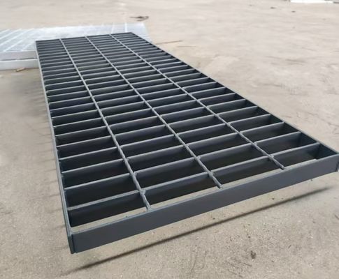 Surface de grille en acier à barre plate lisse pour l'industrie de la construction