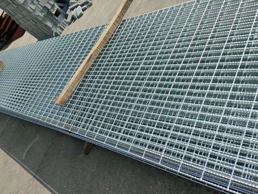 Panneaux standard porteurs résistants de grille en acier dentelés par dent de mesure