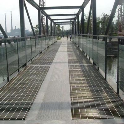 Grille en acier antirouille selon la norme GB/T13912 pour le traitement de surface et les projets sur mesure