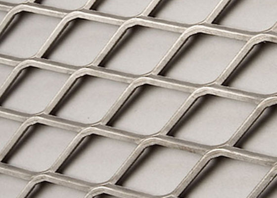 Les filets à mailles de diamant d'acier doux trouent le service durable d'ODM d'OEM de l'aspect 4*8