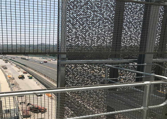 l'épaisseur de 6mm a anodisé le glissement en aluminium perforé de plat non